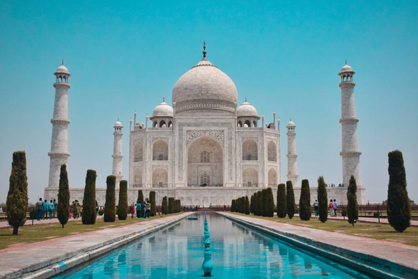 Vaishali to Agra